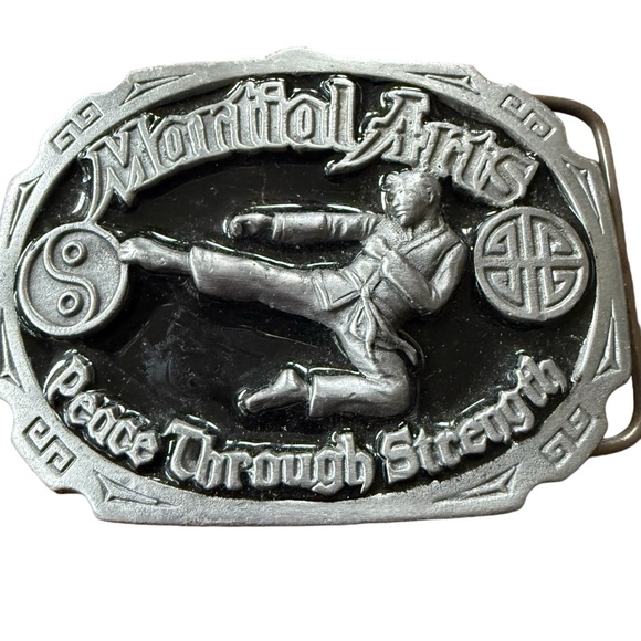Vintage Martial Metal Belt Buckle Made in USA Silver Karate Black Belt NEW - Picture 2 of 8